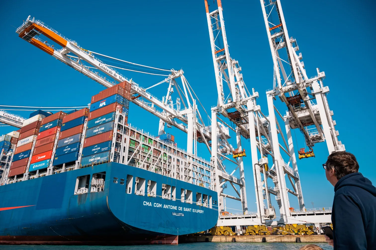 Smart International Logistics Solutions 